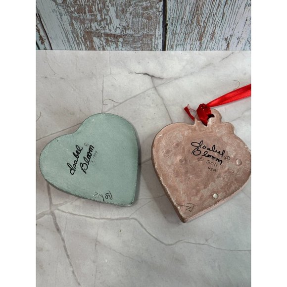 2 Isabel Bloom Cement Sculpture Folk Art Heart Figures Valentine Signed Dated US - Picture 5 of 6